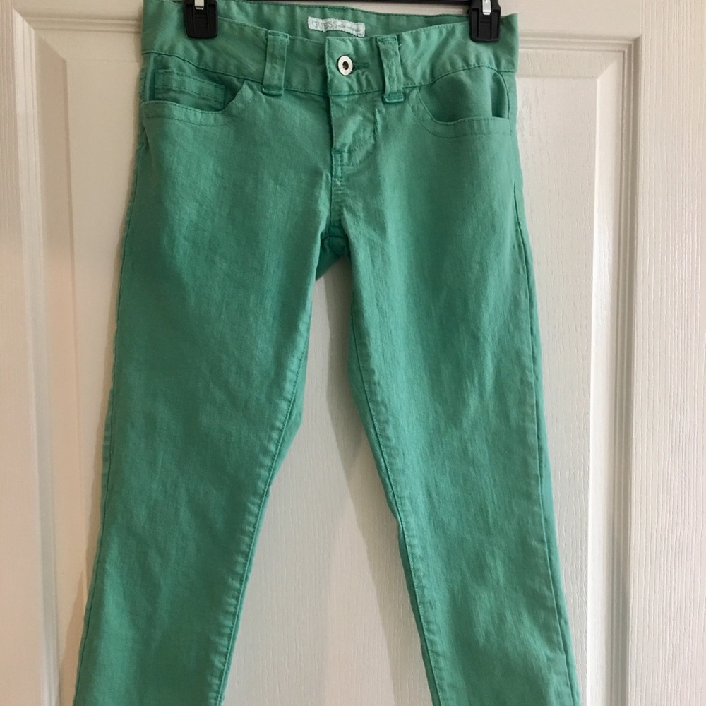 (NEVER USED) Guess Mint Capris